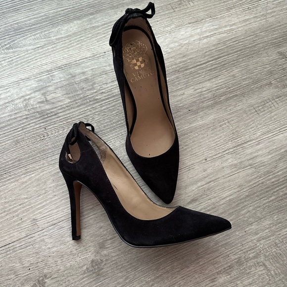 Vince Camuto Black Suede Heels Sz 6 cooperated girl - Picture 1 of 7